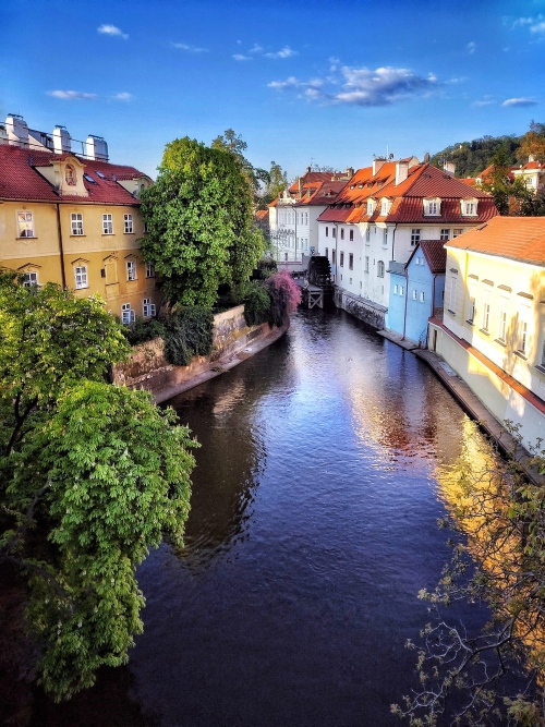 Večer přijde více vody. Uzavře se Čertovka a náplavky