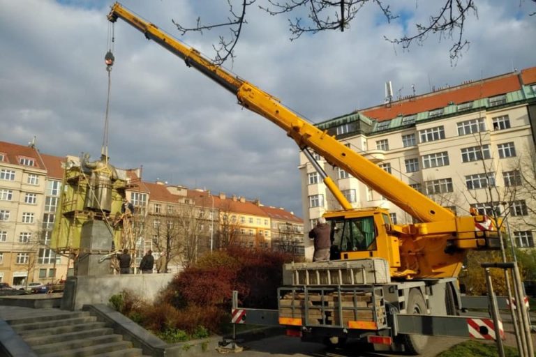 Kauza Koněv je zpět. Rusko se obává, že jim sochy pošlou i ostatní státy