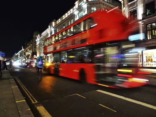 Londýn bude na starý diesel přísný. Britská metropole bude celá nízkoemisní