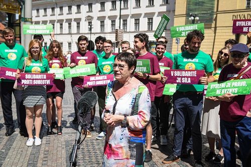 Zelení se přihlásili do boje o primátorský post. Prahu chce vést Šabatová