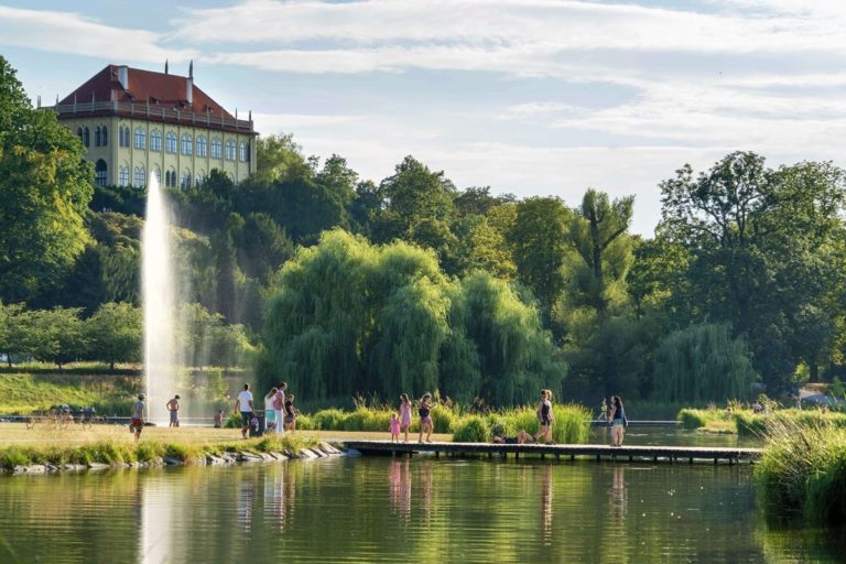 Průzkum mezi 155 městy z 60 zemí světa: Praha je třináctým nejzelenějším městem