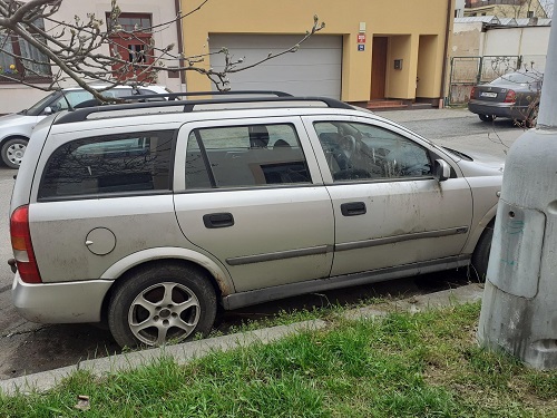 TÉMA VRAKŮ. Na střepy z ciziny nikdo nedosáhne